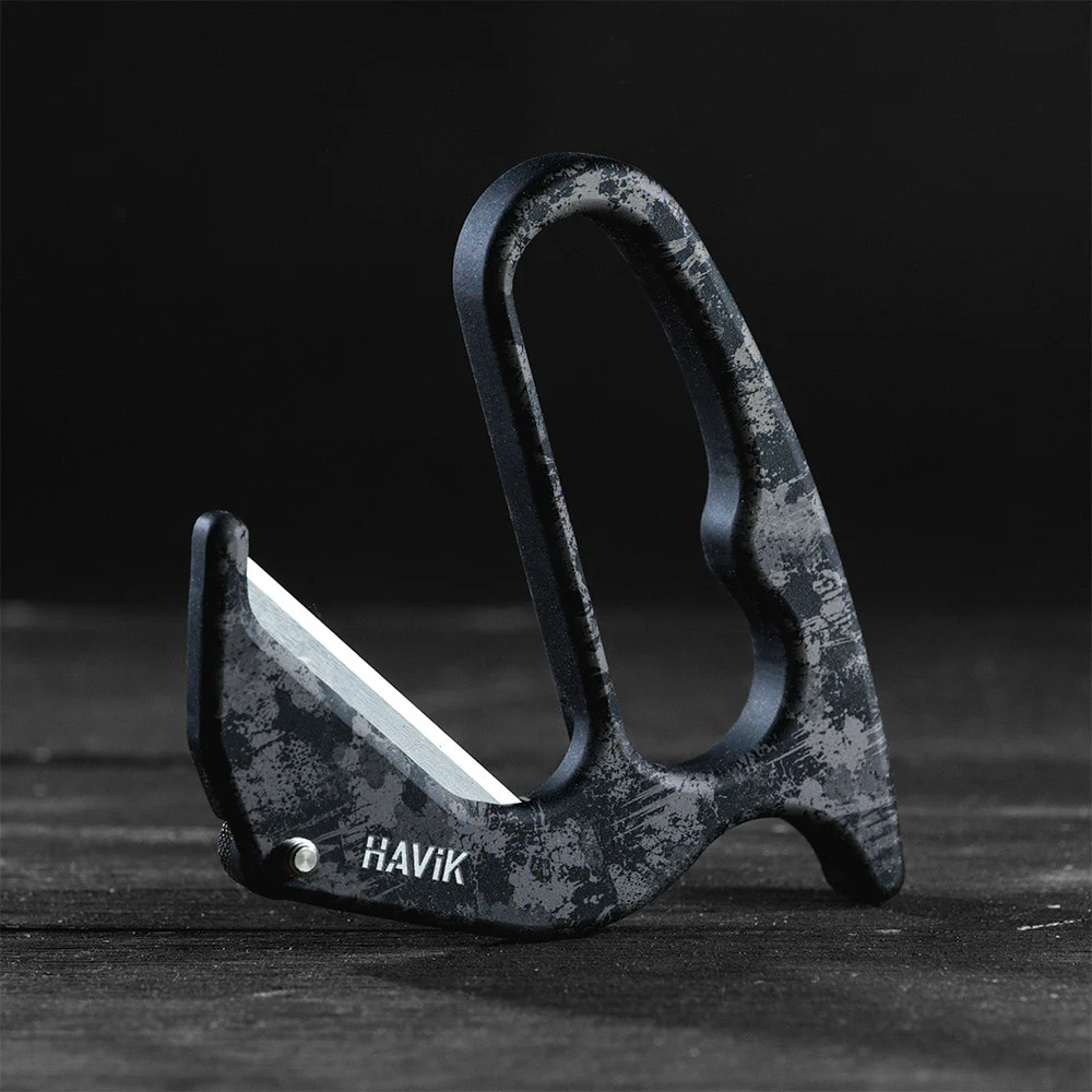 HAViK Hooker hide opener in digital camo